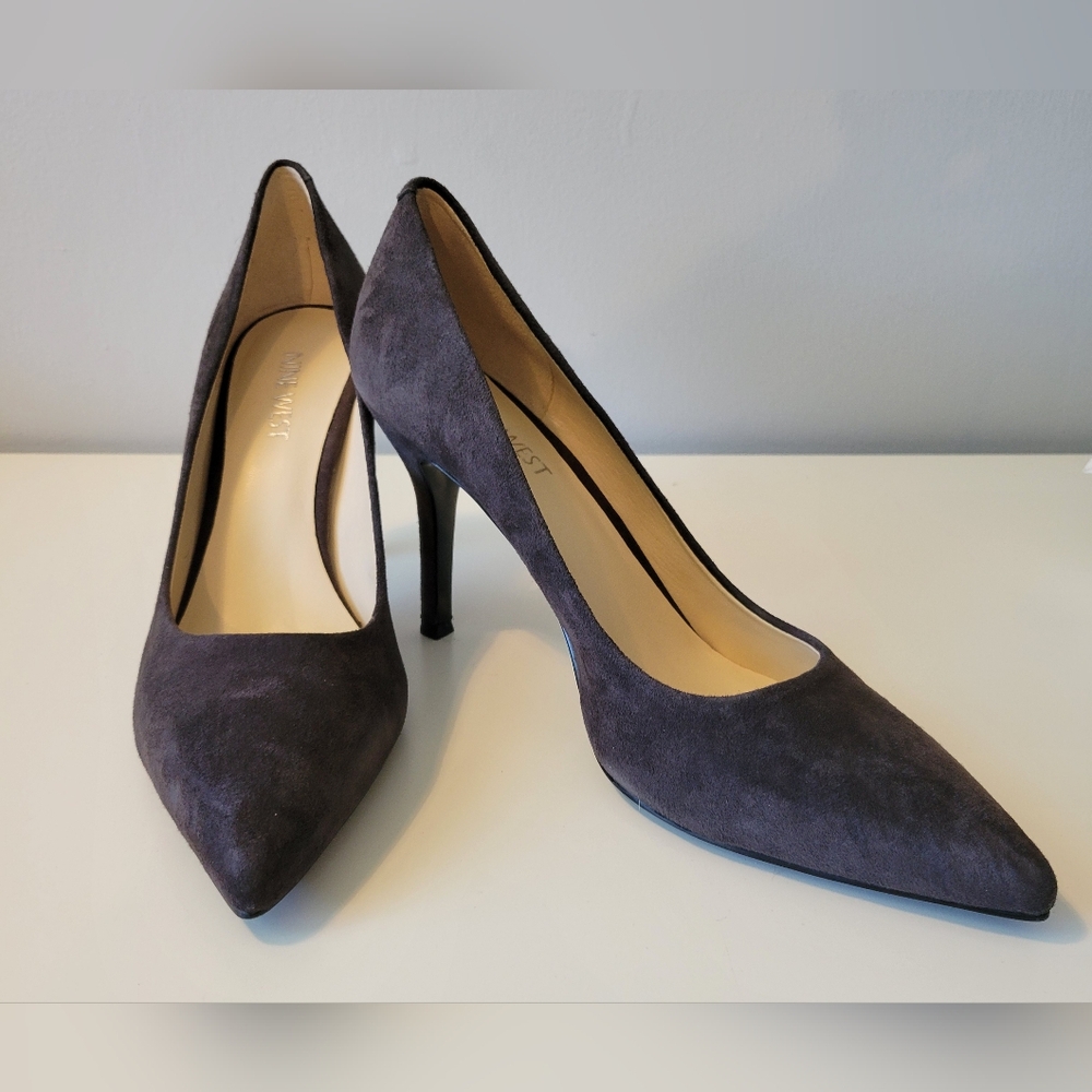 Nine West Grey Suede Size 8 1/2 High Heel Shoes